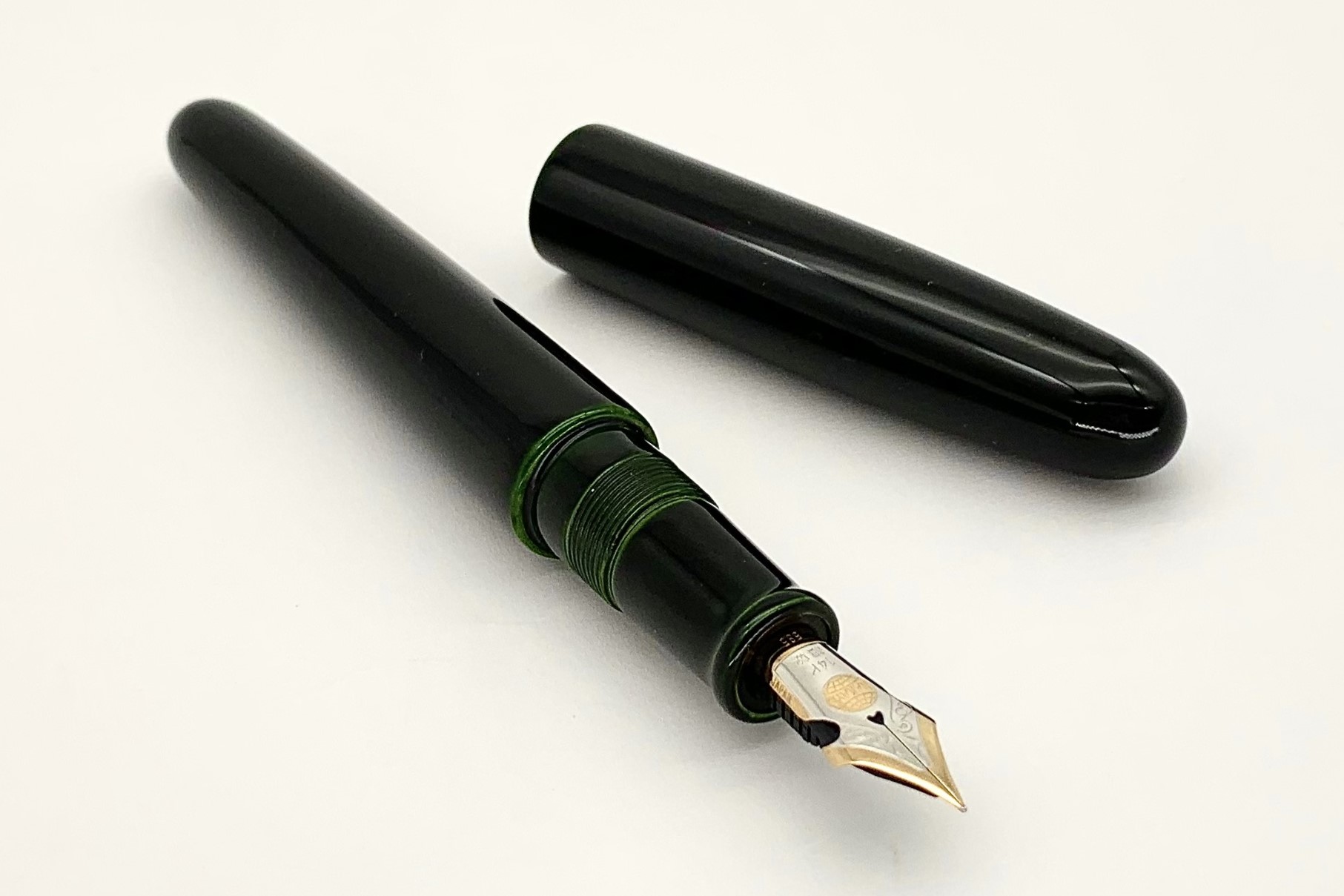 NakayaPortableCigarMidoriTamenuriFountainPen_E